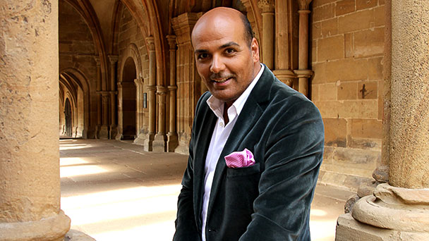 „Christmas in Baden-Baden“ mit Jay Alexander – Philharmonie im Lebkuchenduft