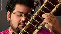 Indische Sitarist Kalyanjit Das in Baden-Baden – Samstag in der Spitalkirche in Baden-Baden