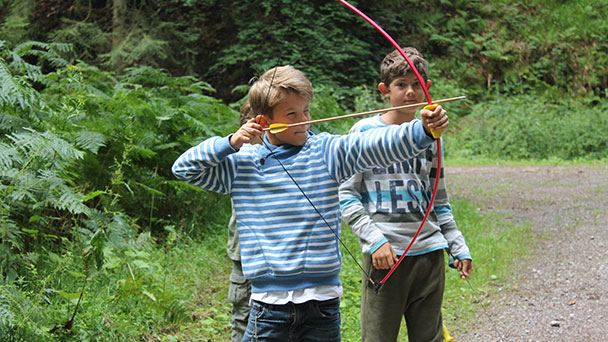 Kids-Camp im Stadtwald Baden-Baden – „Jede Menge Spaß und Spannung rund um das Thema Natur und Wildnis“