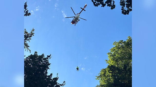 Sportkletterer am Battert gerettet – Feuerwehr und Rettungshubschrauber im Einsatz 