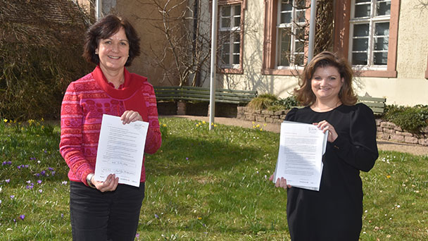 OB Mergen unterzeichnet Vertrag zum Weltfrauentag – Klischeefreie Berufs- und Studienwahl