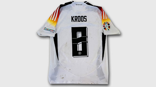 Trikot von Toni Kroos wird in Baden-Baden versteigert – Ab sofort bei United Charity