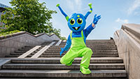 „Außerirdischer“ am Samstag bei Museumsnacht in Baden-Baden – „Maarsi“ soll Kinder begeistern