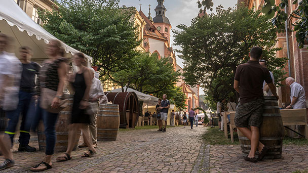 Marktplatzfest mit Baden-Badener Vereinen - FC Lichtental, FV Baden-Oos, Kochverein Baden-Baden, Skiclub Yburg, Steinbacher Höllenteufel, TC Grün-Weiss, THW Baden-Baden 