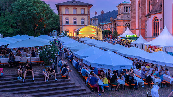 Vereine für Baden-Badener Marktplatzfest gesucht – Nächste Runde vom 19. bis 21. Juli