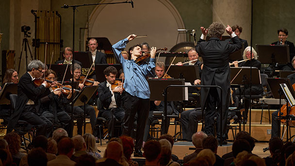 Wiener Wunderkind kommt nach Baden-Baden – Carl Flesch Preisträgerkonzert der Philharmonie