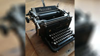 Mercedes-Schreibmaschine in Bühl – Ab Mai 1945 leitete Jakob Hatz ein Jahr die Geschicke des Landkreises Rastatt