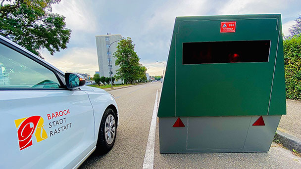 In Rastatt wird es für Raser teuer – Jetzt auch Blitzer-Enforcement-Trailer