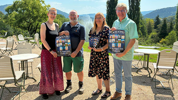Moon, Movies and Roses in Baden-Baden – Mondkino im Rosengarten 