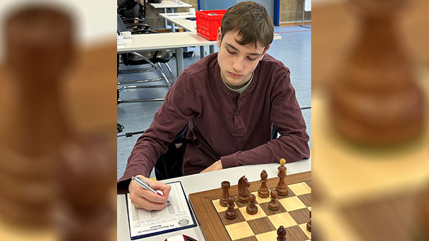 OSG Baden-Baden besiegt Bayern München – Erfolgreich in neue Saison der Schachbundesliga gestartet