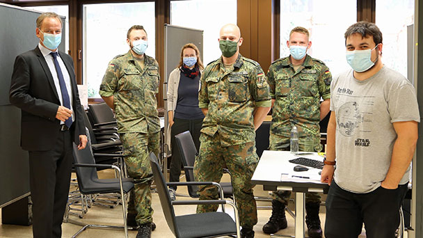 Schwierige Lage in Offenburg - 20 Soldaten unterstützen Gesundheitsamt – „Covid-19-Fälle mehr zeitnah bearbeitet“