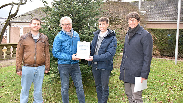 Parkraumpolitik in Baden-Baden – So etwas gibt es auch – Zertifikat des „ParkPad-Verfahrens“ übergeben