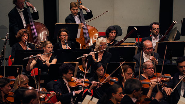„Nördliche Brise“ im Weinbrennersaal – Nachmittagskonzert mit der Philharmonie Baden-Baden „Nördliche Brise“ im Weinbrennersaal – Nachmittagskonzert mit der Philharmonie Baden-Baden