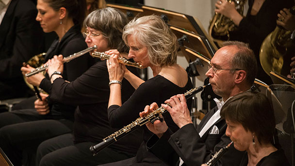 Morgen Eröffnung der Brahmstage – Premiere in Baden-Baden der jungen Violinvirtuosin Clémence de Forceville