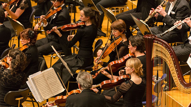 „Die Rheinische“ und „Rosamunde“ – Nachmittagskonzert der Philharmonie Baden-Baden 