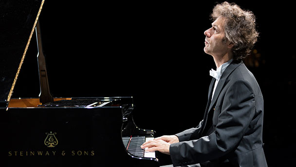 Meisterpianist in Baden-Baden – Osterkonzert mit Bernd Glemser