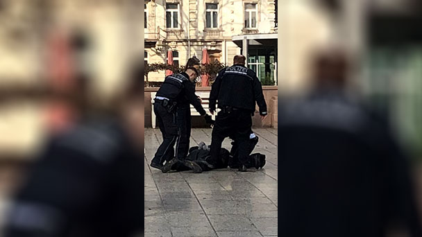 Spektakulärer Polizeieinsatz in Baden-Baden – Verfolgungsjagd endete an der Fieser-Brücke – „Er kam in den Kolonnaden mit einem E-Roller durchgebraust“