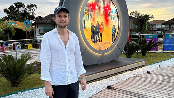 Baden-Badener Nicolas Klaus errichtet Portal in Brasilien – „Das sind dreieinhalb Meter große Monumente“