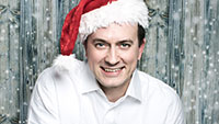 Adventsstimmung im Festspielhaus – Daniel Behle singt am Nikolaustag Advents- und Weihnachtslieder 