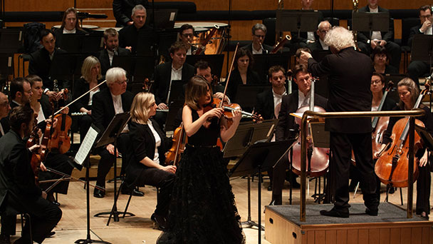 Sir Simon Rattle zurück in Baden-Baden – Zwei Konzerte mit London Symphony Orchestra – Erinnerung an die Elsass-Episode