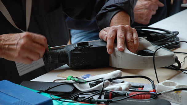 Reparieren statt Wegwerfen in Baden-Baden – Laien und Experten treffen sich – „Zeichen gegen sorglose Wegwerf-Gesellschaft“