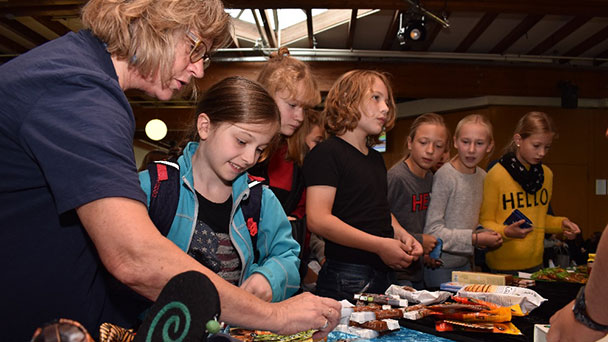 Fair Trade des Richard-Wagner-Gymnasiums – „Dass alle einen Lohn für ihre Arbeit bekommen, von dem sie leben können“