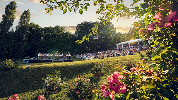 Rosen, überall Rosen in Baden-Baden – Rosenkonzerte mit der Philharmonie 