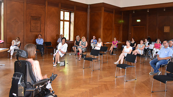 Runder Tisch für Menschen mit Behinderung mit Nora Welsch – Menschen mit Behinderungen in Pandemie-Zeiten nicht vergessen