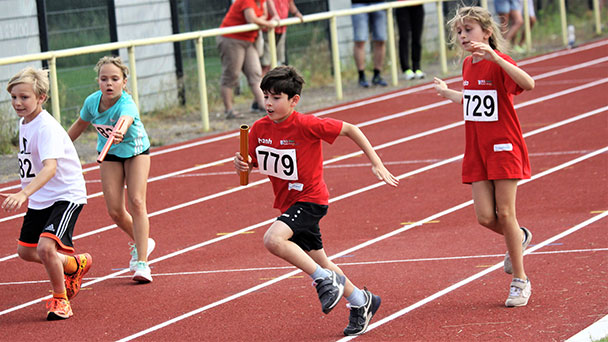 Leichtathleten ein Aktivposten in Baden-Baden – Noé Fahl, Mirijam Haubus, Matilda Esser und Schlussläufer Khanh Cengiz glänzen