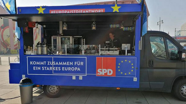 Baden-Badener SPD reicht belgische Waffeln – Heute auf dem Bernhardusplatz