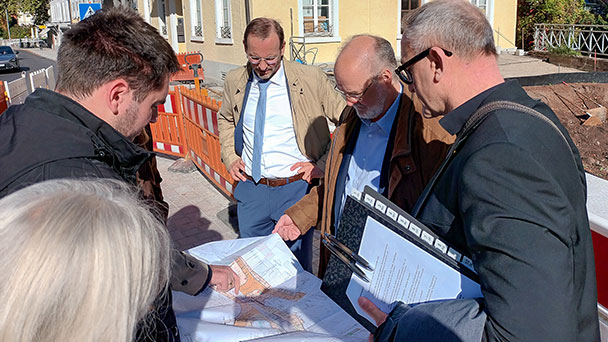 Besuch aus Stuttgart im Rathaus Baden-Baden – Landesvertreter informieren sich über Sanierungsgebiete in Baden-Baden