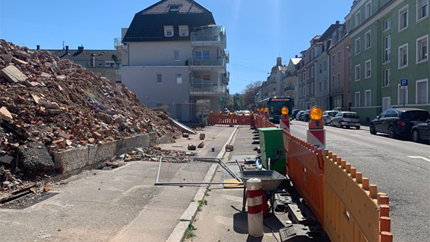 Baden-Badener Weststadt muss mit einem Schutthaufen leben – Der verzweifelte Stadtrat Werner Schmoll und das ratlose Rathaus