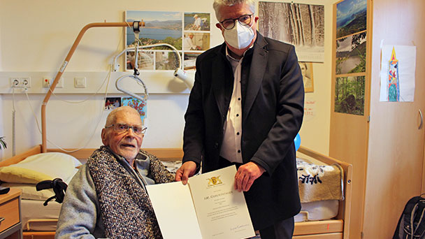 Der 100-jährige Franz Schübert und der Eierlikör – In Baden-Baden als Oberzollrat tätig 