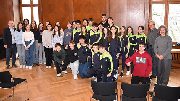 Völkerverständigung im Baden-Badener Rathaus – Spanische und deutsche Schüler im Alten Ratssaal