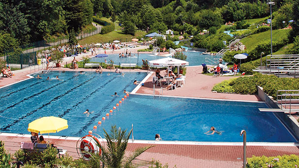 Vier Freibäder in Gernsbach brauchen eigenes Konzept – Bürgermeister Christ: „Hygienischen Vorgaben sind eine Mammutaufgabe“