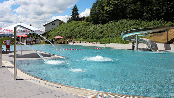 Freibäder in Gaggenau öffnen für Mitglieder am Samstag – 500 Badegäste im Kuppelsteinbad und 250 im Bernsteinbad erlaubt