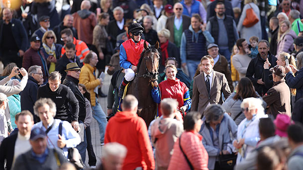 Noch einmal zwei Renntage in Iffezheim – Ein kleines bisschen Große Woche zum Saisonabschluss