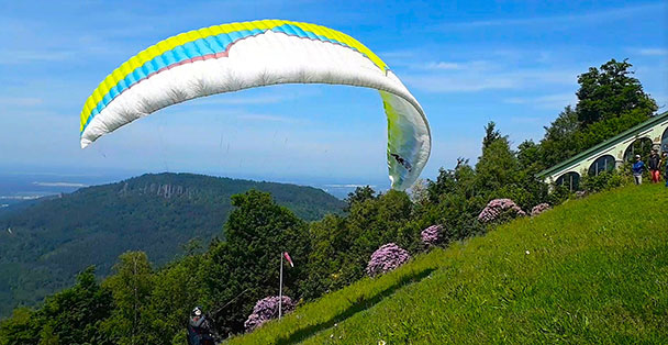 Gleitschirmflieger mit Rekordflug vom Baden-Badener Merkur – 146,4 Kilometer bis nach Ellwangen an der Jagst