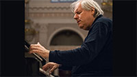 „Ich spiele alles, was ich liebe“ – Grigory Sokolov im Festspielhaus Baden-Baden – Zuhörer magisch in seinen Bann gezogen 