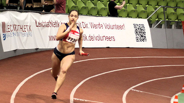 Blitzschnelle Baden-Badenerin Sophia Striebel – Caesar Konz auf 200 Meter für Deutsche Meisterschaft qualifiziert