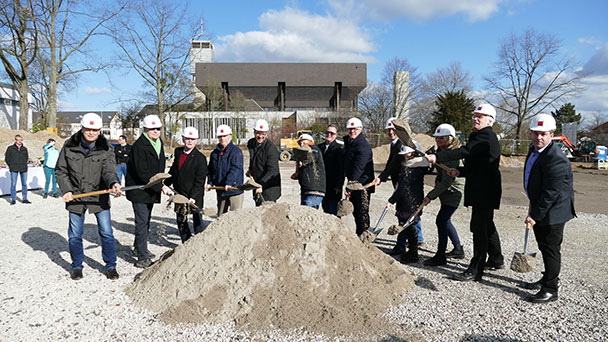 Auftakt für den Neubau der Hans-Thoma-Schule – 14 Millionen Euro Gesamtkosten – OB Pütsch: „Vorzeigeprojekt“ 