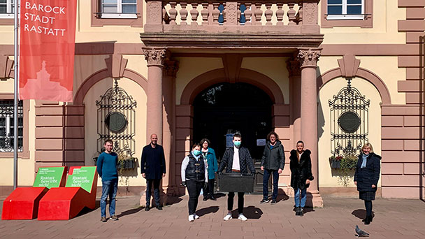 Städtische Mitarbeiter bestellen Essen bei Gastronomen – Hilfe in der Corona-Krise