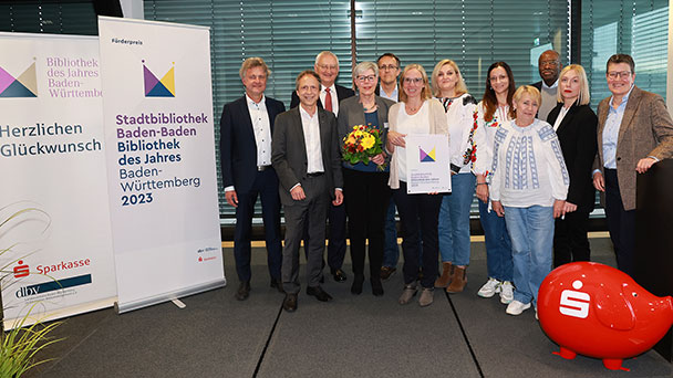 Gratulation für Baden-Badener Stadtbibliothek – „Förderpreis Bibliothek des Jahres Baden-Württemberg 2023“