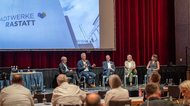 „Gift für die Ewigkeit“ – Experten aus ganz Deutschland beim PFAS-Forum – Verseuchte Böden in Baden-Baden und Rastatt