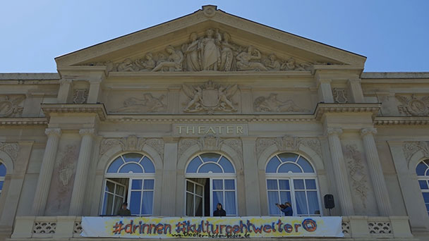 Baden-Badener sollen „spielen, singen oder zu pfeifen“ – Europatag am Samstag – Balkon-Konzerte in Baden-Baden