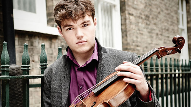 Es wird ungarisch im Weinbrennersaal – Tänze und Konzert für Viola und Orchester von Béla Bartók