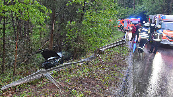 Unfall in Baden-Badener Wolfsschlucht – Vier Meter tiefen Abhang hinuntergestürzt