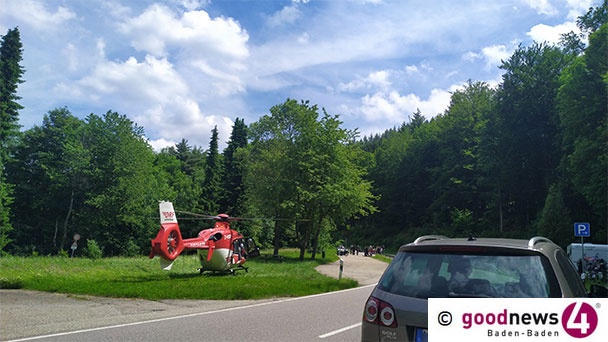 Erneut tödlicher Motorradunfall auf Schwarzwaldhochstraße bei Baden-Baden – Fahrfehler am Helbingfelsen – Weiterer Motorradfahrer schwer verletzt Erneut tödlicher Motorradunfall auf Schwarzwaldhochstraße bei Baden-Baden – Fahrfehler am Helbingfelsen – Weiterer Motorradfahrer schwer verletzt