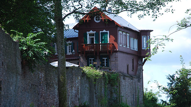Rathaus Baden-Baden zur Zukunft der Yburg – „Ortschaftsrat und Pächter ziehen an einem Strang“