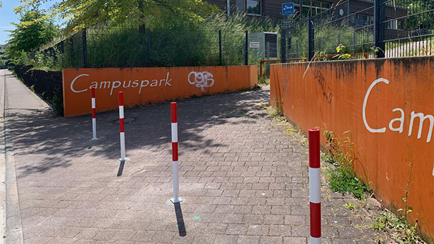Absperrpfosten gegen undisziplinierte Autofahrer in Baden-Baden – Stadtrat Werner Schmoll: „Verwaltung nicht mehr in der Lage alles so zu kontrollieren“